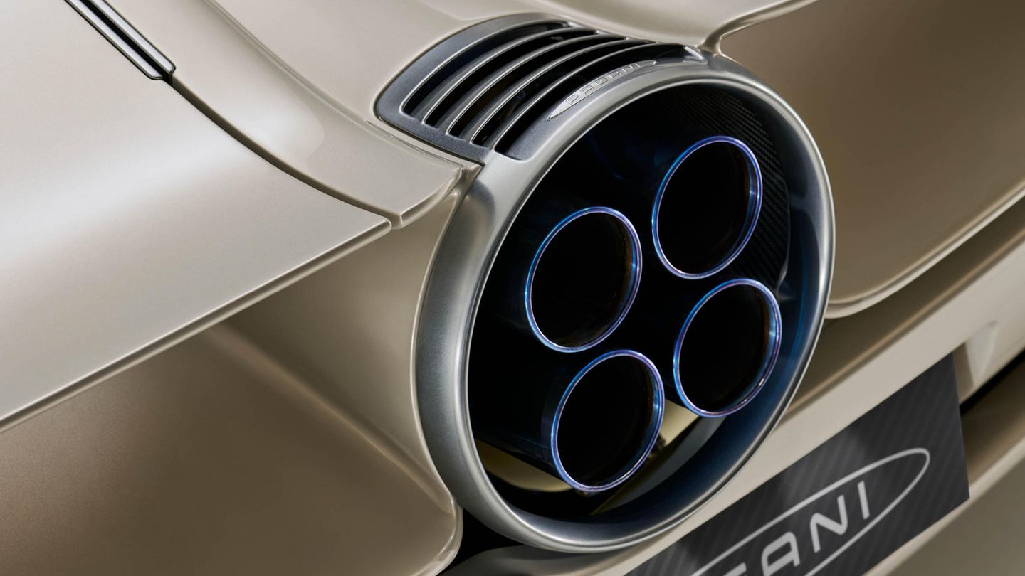 Pagani Utopia Auspuff