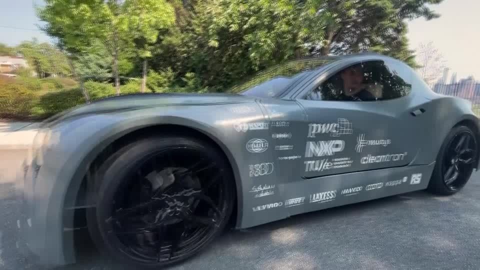 Video: Fahrzeug bindet CO2 beim Fahren