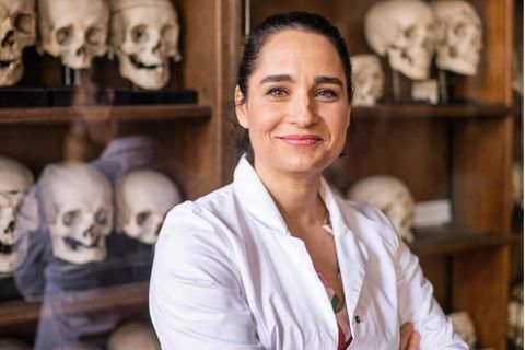 Die Hautärztin und Bestsellerautorin Yael Adler in der Berliner Charité