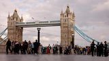 Die Warteschlange vor der Westminster Hall und dem Sarg von Queen Elizabeth II.