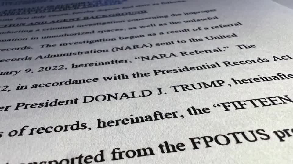 Video: Streit um Dokumente aus Trumps Luxus-Anwesen geht in die nächste Runde Video: Streit um Dokumente aus Trumps Luxus-Anwesen geht in die nächste Runde