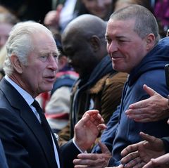 König Charles III. an der Warteschlange in London