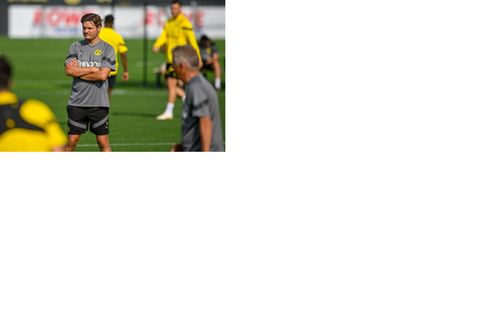 FBL-EUR-C1-DORTMUND-TRAINING