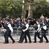 Polizeibeamte patrouillieren auf The Mall