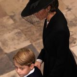 Prinz George und Mama Kate