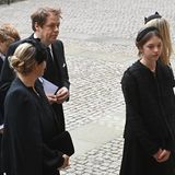 Tom Parker Bowles ist Restaurantkritiker und Sohn von Queen Consort Camilla. Auch er fehlt nicht beim Staatsbegräbnis.