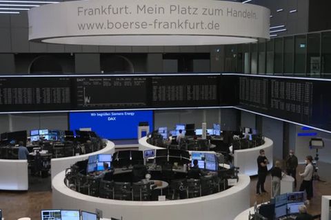 Video: Anstehende Zinsentscheide machen Anleger nervös