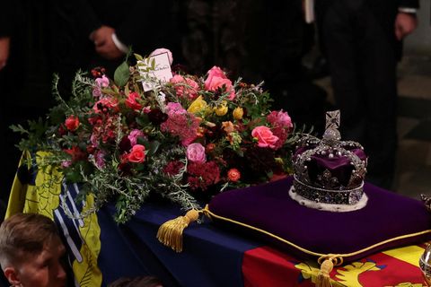Ein Brief auf dem Sarg von Queen Elizabeth II.