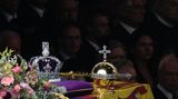 Krone und Reichsapfel