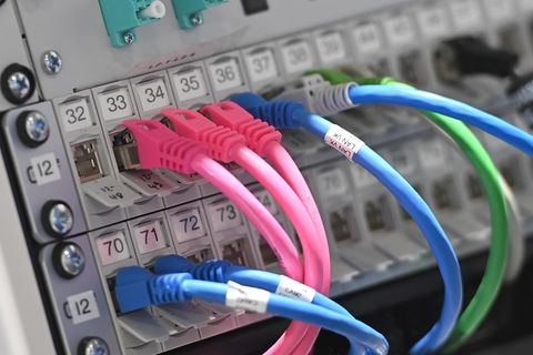 Die vorsogliche Speicherung von Kunden-Daten durch Internetprovider, um gegebenenfalls zu Ermittlungszwecken darauf zugreifen zu können, ist mit EU-Recht nicht zu vereinbaren (Symbolbild).