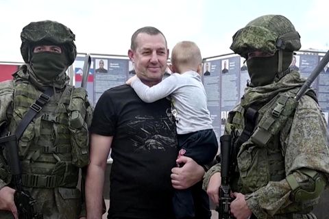 Rekrutierung von Soldaten: Wie Russland Männer für den Krieg gewinnt