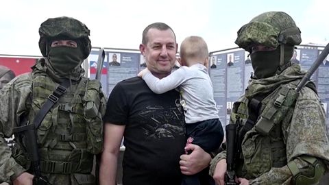 Rekrutierung von Soldaten: Wie Russland Männer für den Krieg gewinnt