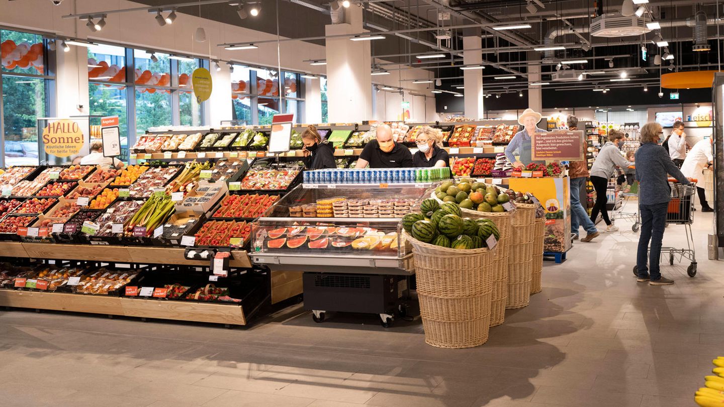 kürzere Öffnungszeiten in Deutschland Supermarkt-Kette ganz fordert
