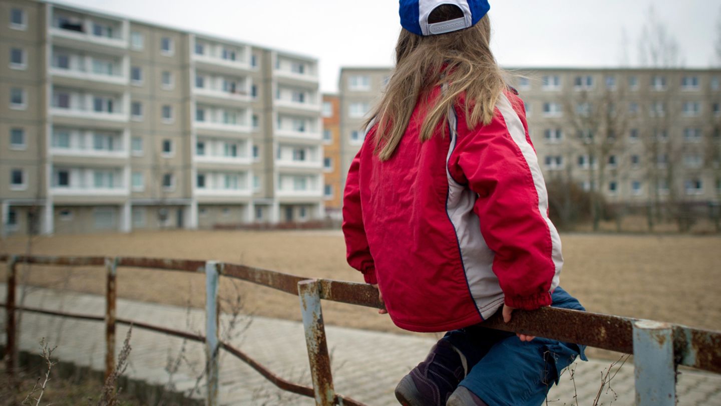 Kinderarmut: Jedes Fünfte Deutsche Kind Ist Betroffen – Einige Schwer ...