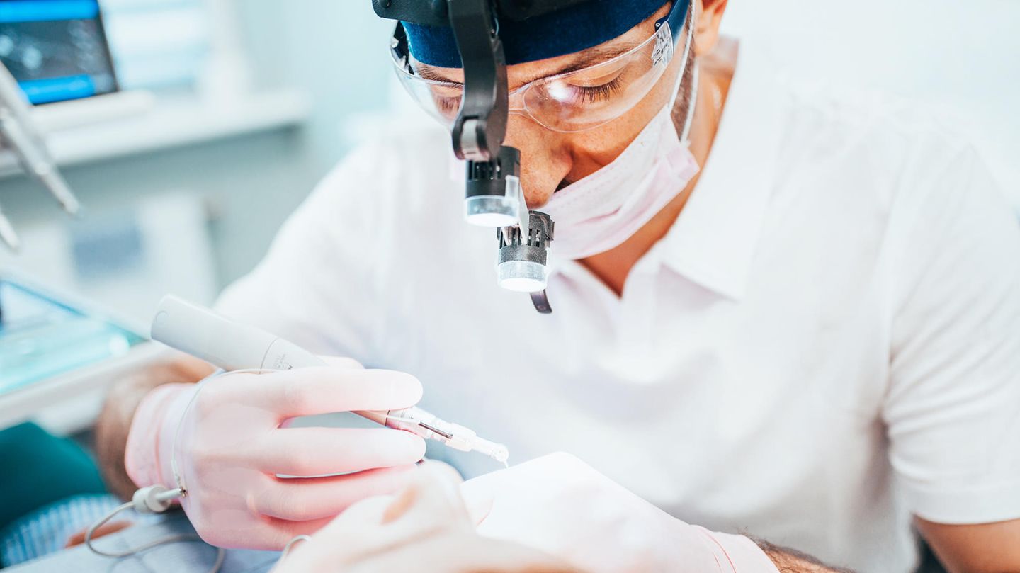 Wurzelbehandlung beim Endodontologen