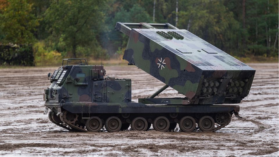 In the past few days, Berlin has announced further arms deliveries to Ukraine, such as two Mars-type multiple rocket launchers