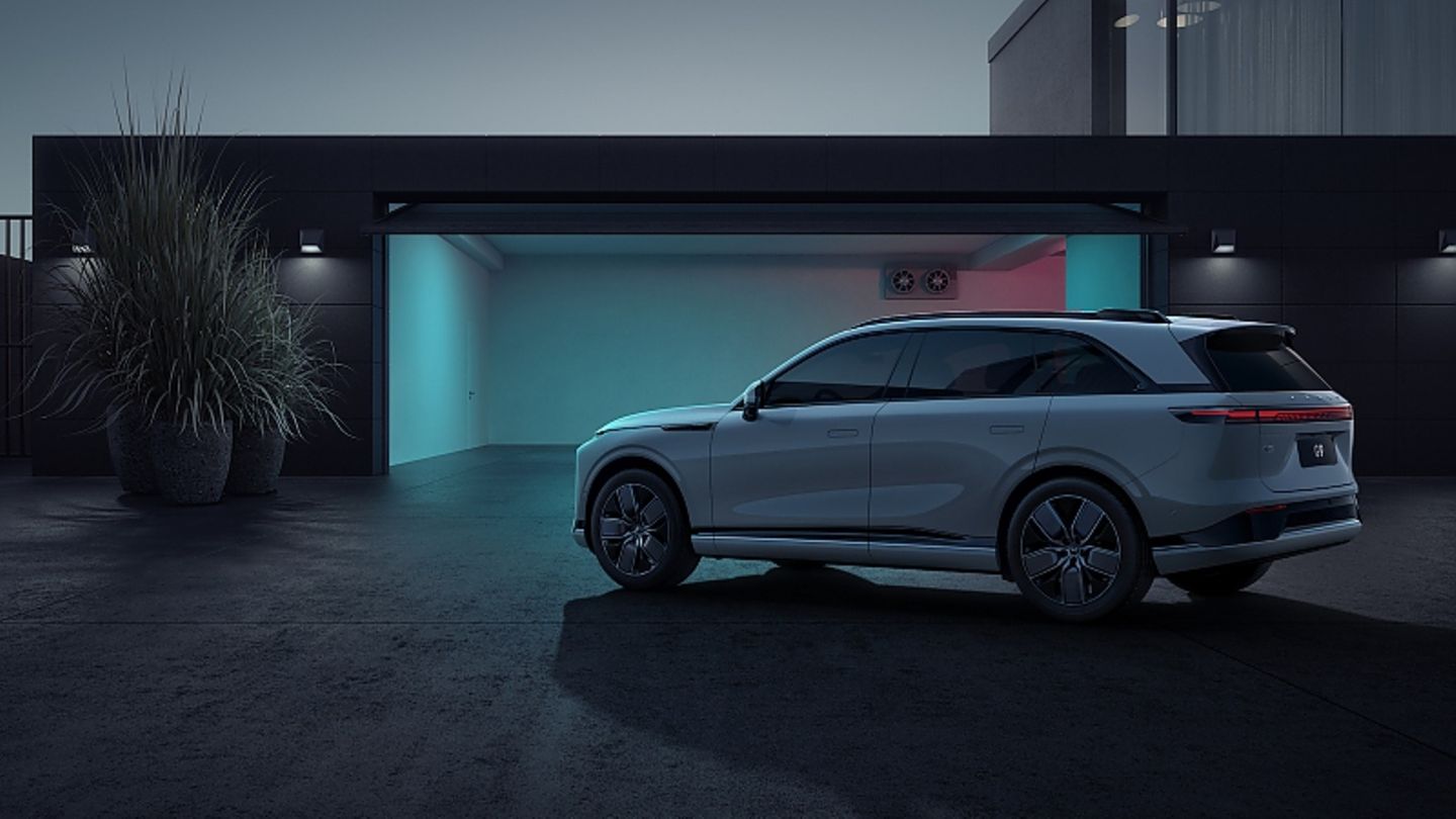 Xpeng G9