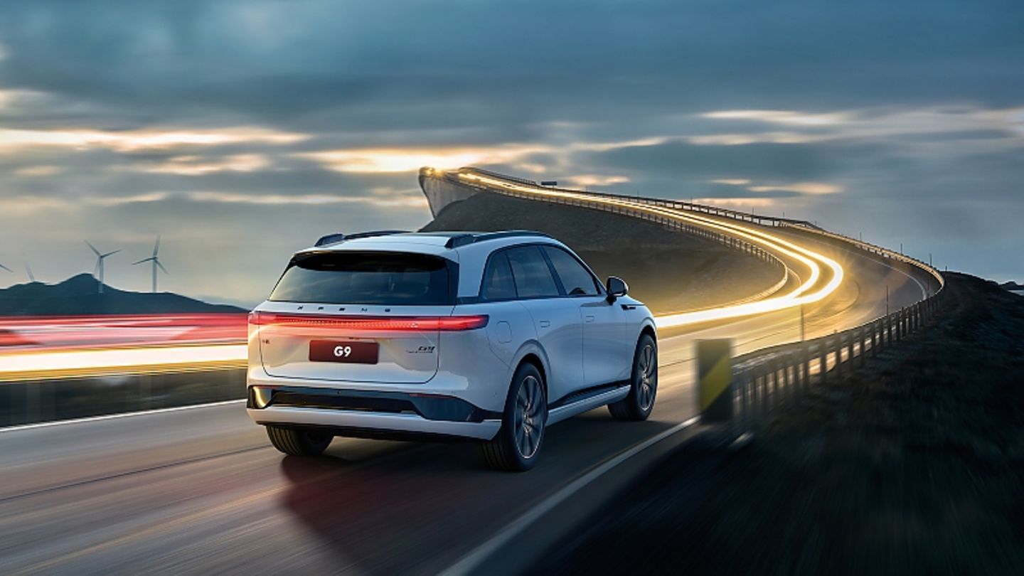 Xpeng G9