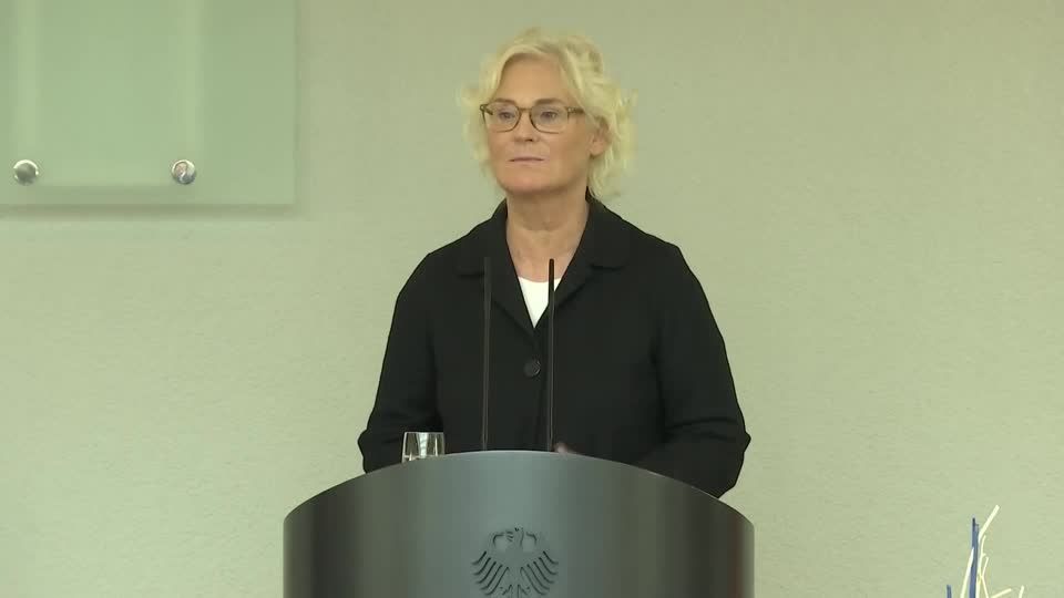 Video: Lambrecht - Teilmobilmachung "spornt uns nur noch mehr an" Video: Lambrecht - Teilmobilmachung "spornt uns nur noch mehr an"