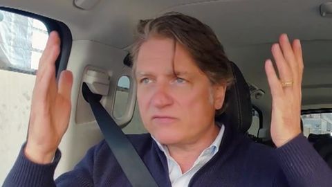 Im "Gegenverkehr" streiten Publizist Jakob Augstein und RTL-Politikchef Nikolaus Blome über Corona in Deutschland