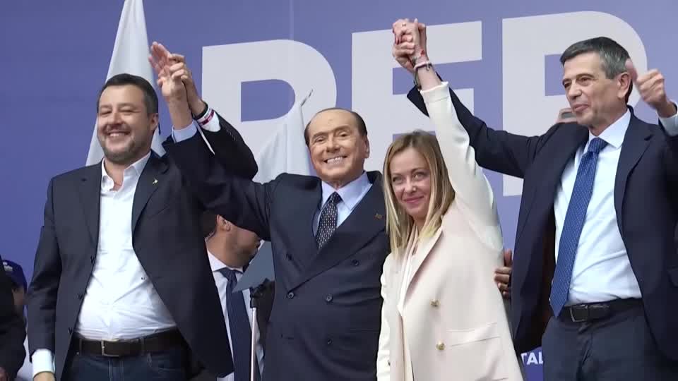 Video: Meinungsforscher sehen Italiens Rechte vorn
