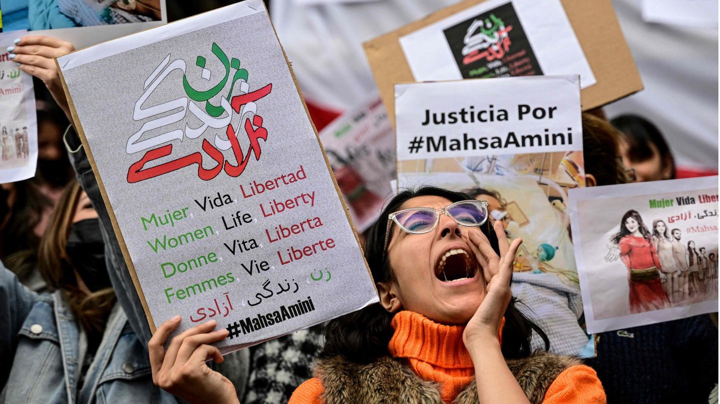 Die Proteste im Iran halten weiterhin an