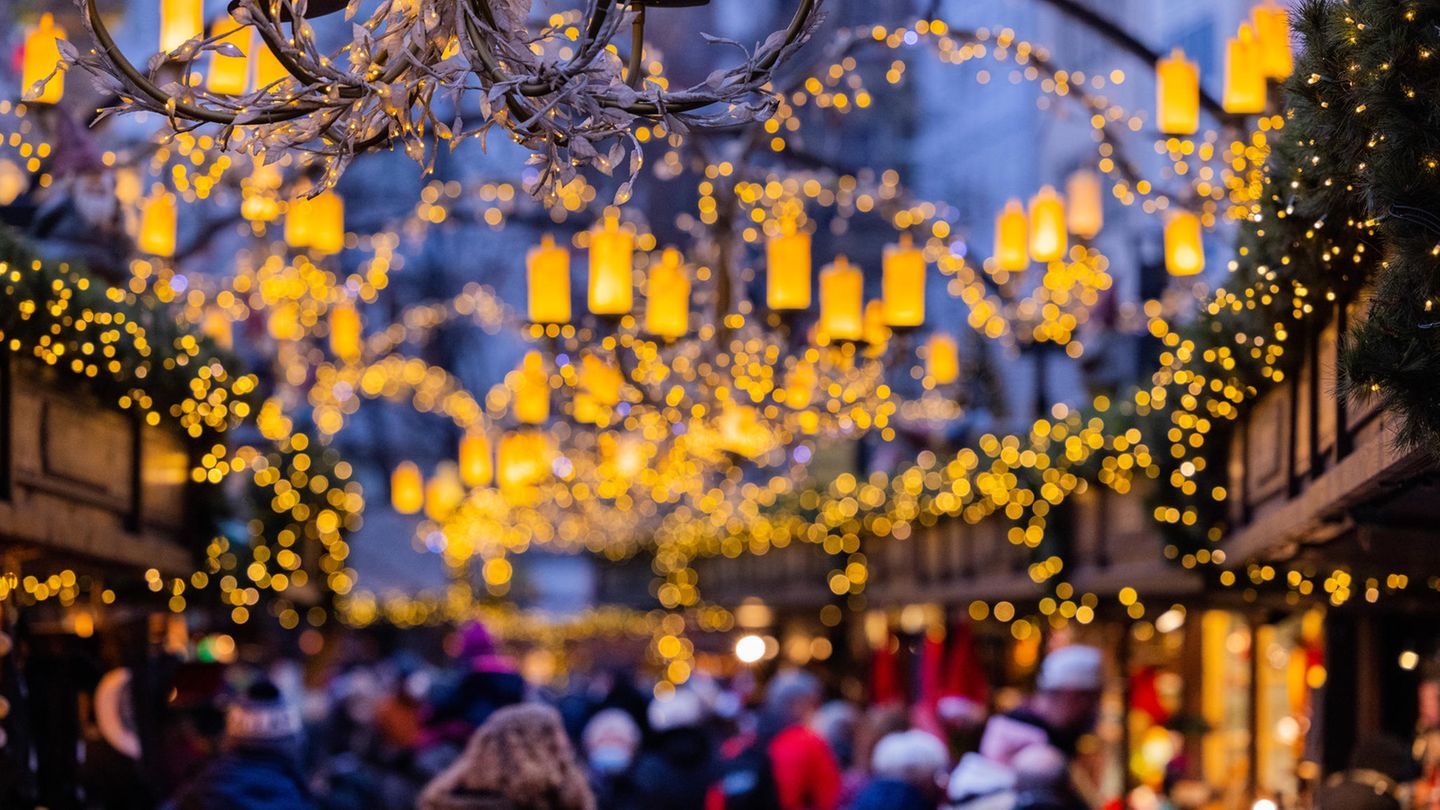 Weihnachtsbeleuchtung in Köln