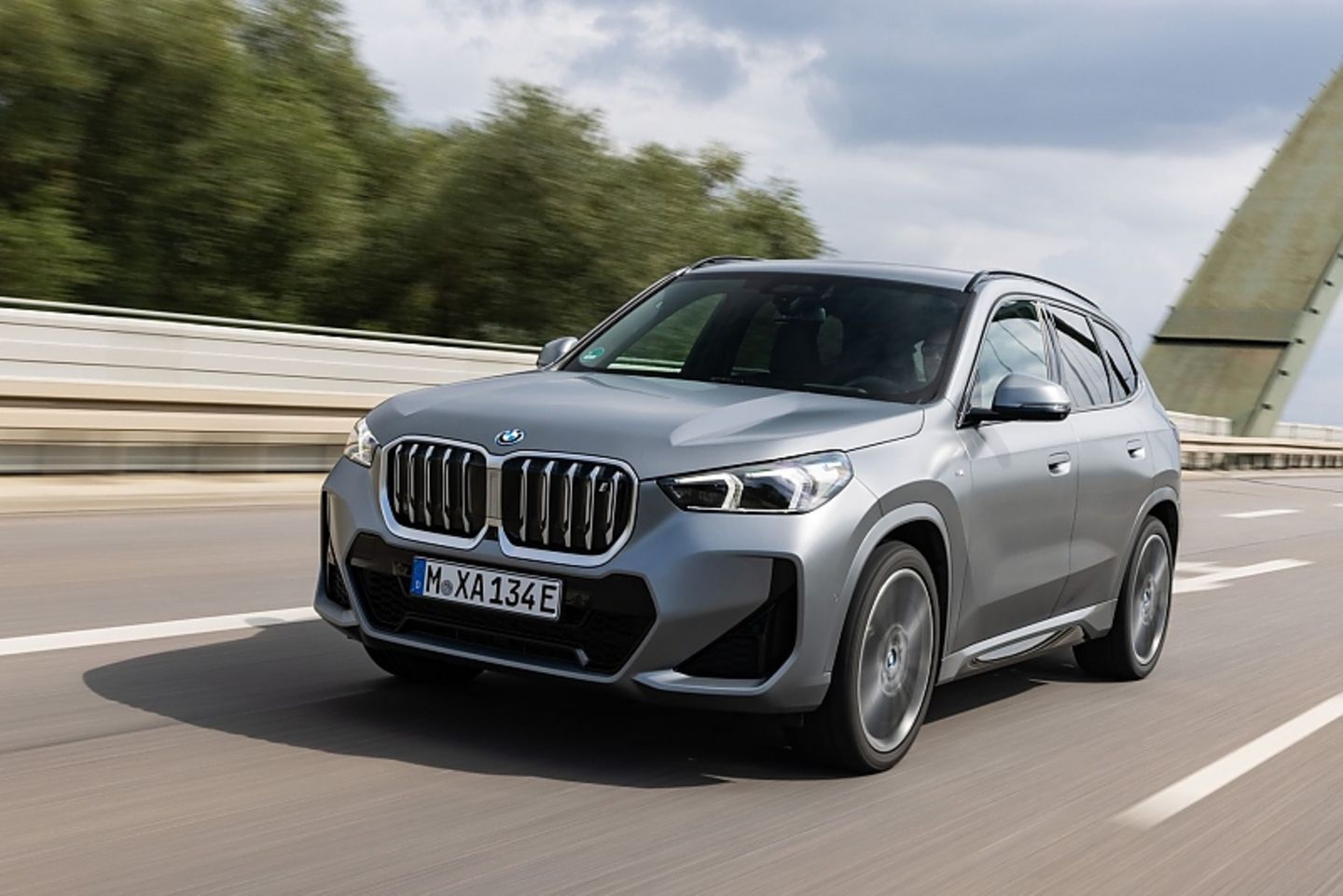 BMW iX1 xDrive30