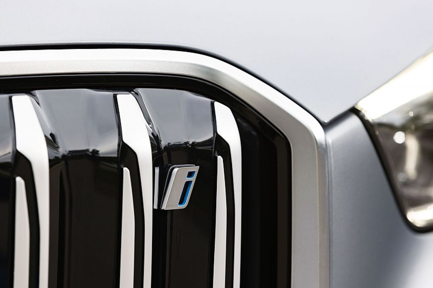BMW iX1 xDrive30