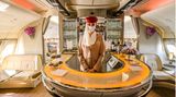 Bar im Airbus A380 von  Emirates Airlines