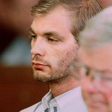 Hier sitzt Dahmer in der Verhandlung.