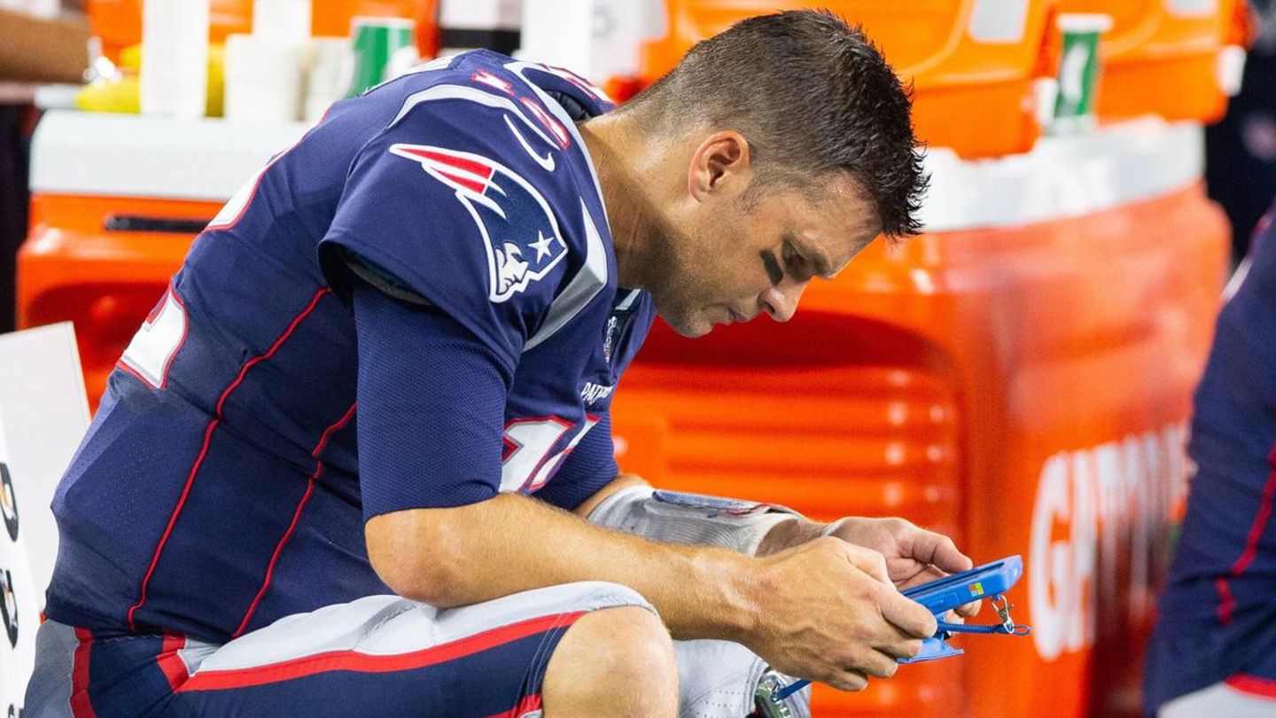 Quarterback Tom Brady