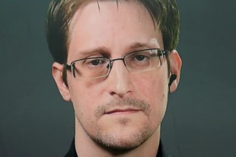 Video: Russland gewährt NSA-Whistleblower Snowden Staatsbürgerschaft