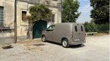 Der citroen Berlingo 2CV Fourgonnette in seitlicher Heckansicht