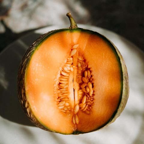 Endometriose und Ernährung: Charité-Ärztin beantwortet Leserinnenfragen