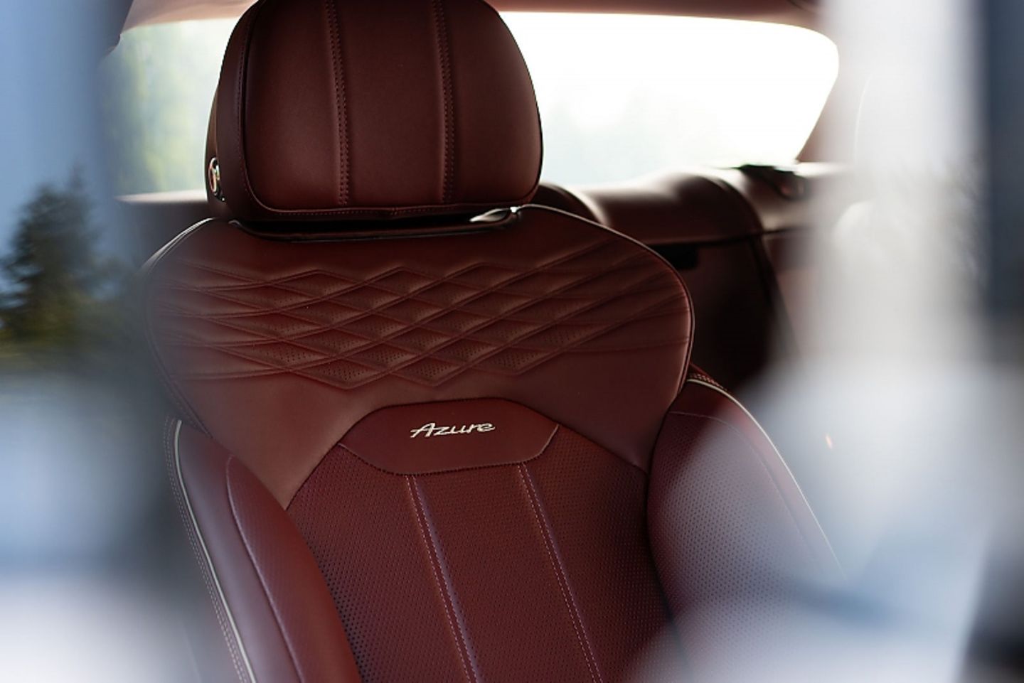 Bentley Bentayga EWB