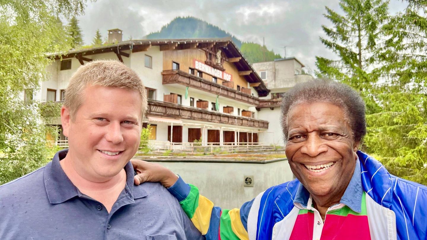 Verfallenes Hotel Berwanger Hof: Lost Places: Roberto Blanco besucht Tiroler Gruselhotel