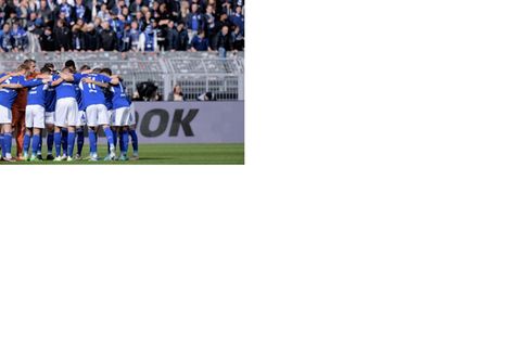 Borussia Dortmund v Schalke 04 - German Bundesliga