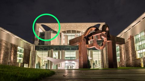 Berliner Dienstwohnung von Bundeskanzler Olaf Scholz im obersten Stockwerk des Bundeskanzleramtes (Außenansicht)