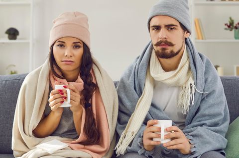 Energie sparen: Fünf Tipps gegen Frieren Zuhause – ganz ohne Heizen
