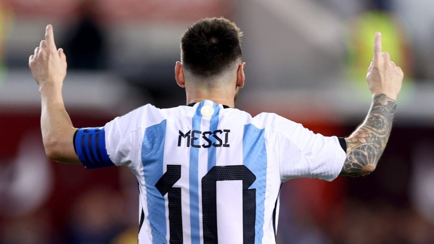 Barça chief financial officer Romeu: Messi’s return possible – but only on a free transfer Barça chief financial officer Romeu: Messi’s return possible – but only on a free transfer