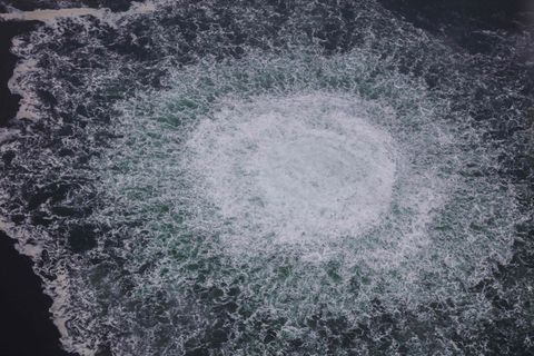 Verwirbelungen durch Gasaustritt aus Nord Stream 1 in schwedischen Hoheitsgewässern