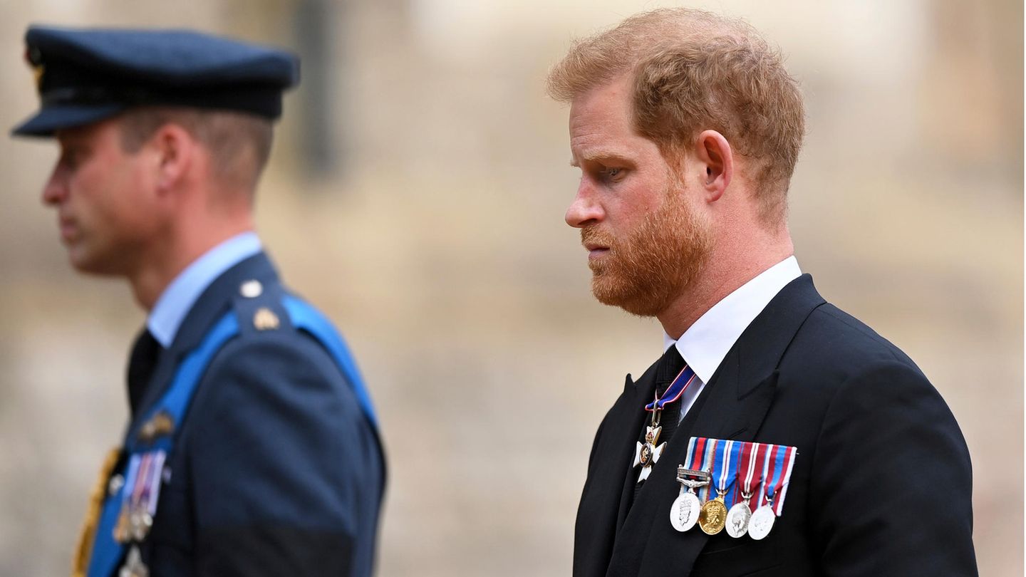 Prinz Harry erfuhr erst drei Stunden später vom Tod der Queen