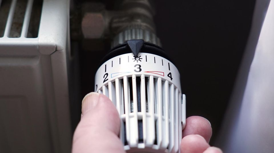 Temperatur, Zeitpunkt, Höhe: Entscheidende Tipps, um Heizkosten zu sparen