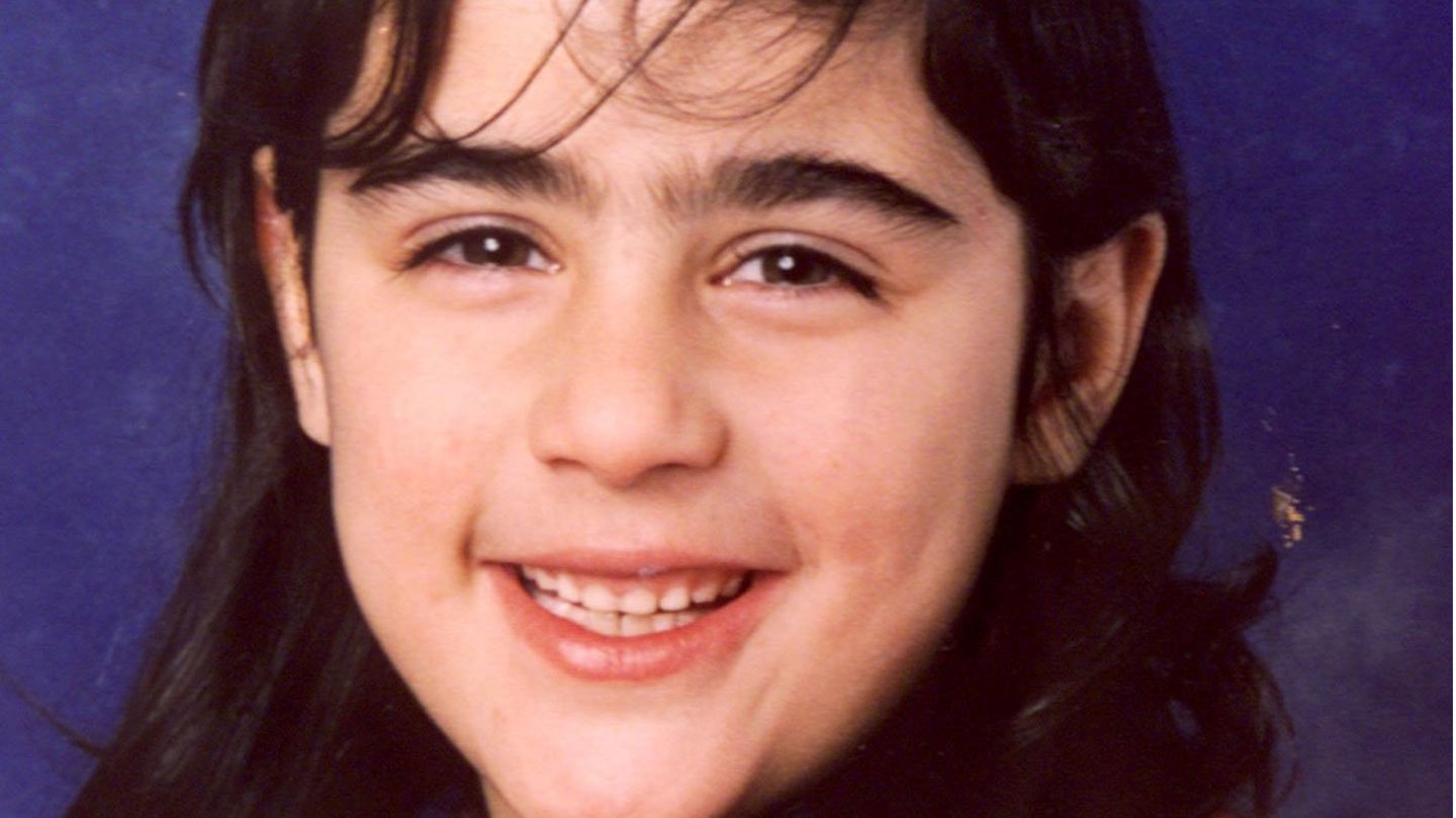 Hilal Ercan lächelt auf diesem Foto