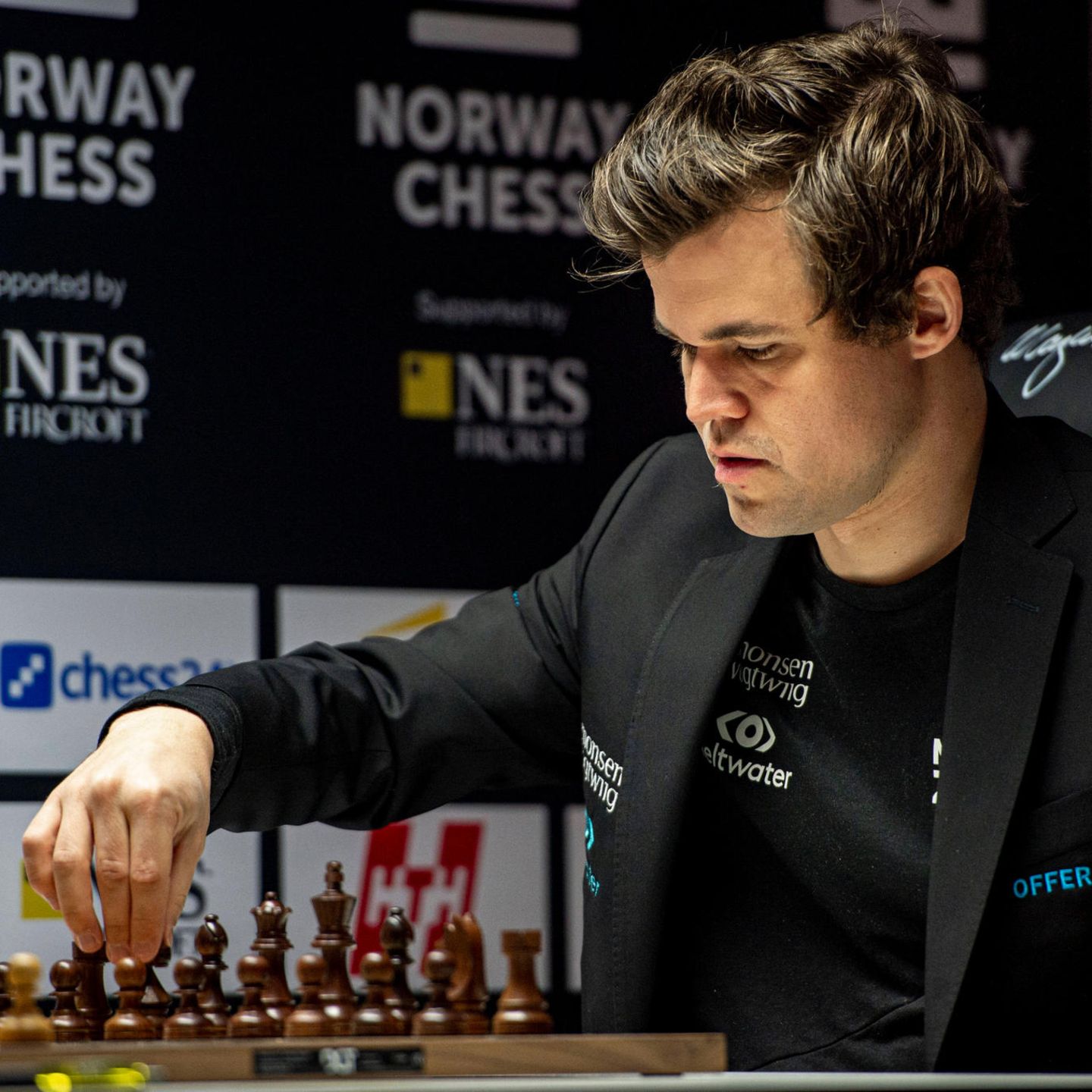 Schach-Zoff Weltverband ermittelt gegen Niemann UND Carlsen STERN.de