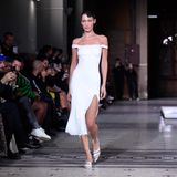 Model Bella Hadid auf dem Laufsteg