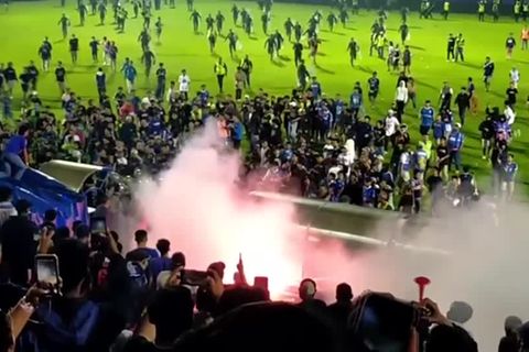 Indonesien: Mehr als 170 Tote bei Ausschreitungen und Massenpanik im Fußballstadion