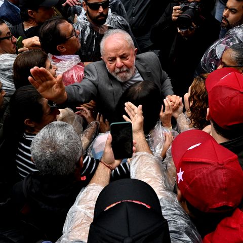 Lula da Silva unter seinen Anhängern 