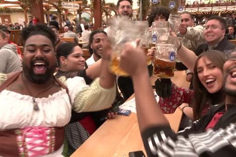 Video: Feucht und fröhlich - so war das Oktoberfest 2022